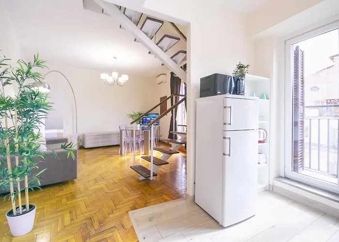 Penthouse In The Heart Of The Center Apartament Rzym