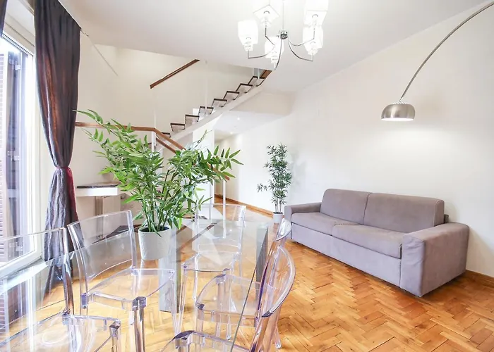 Apartament Penthouse In The Heart Of The Center Rzym